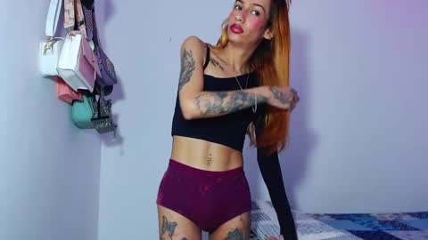 Snapshot of emily_rousxxx chatting on February 2026 09:42:01 PM Emily IGEmmily Baussa online show from February 2026 09:42:01 PM