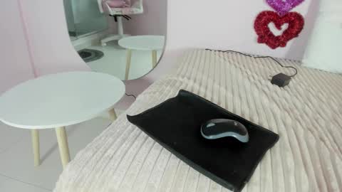 Emily online show from March 2025 12:20:01 PM