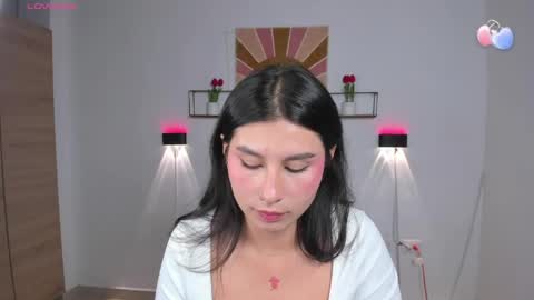Snapshot of emily_villamil_ chatting on April 2026 09:10:02 PM Emi online show from April 2026 09:10:02 PM