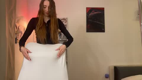 Lia online show from May 2026 11:17:01 AM