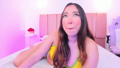 emily_walker4 online show from March 2026 05:13:01 AM