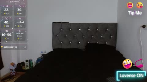 emily online show from October 2025 06:02:02 AM