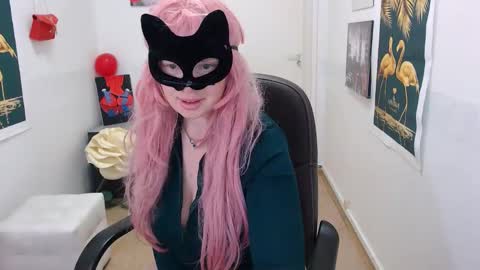 Snapshot of emily_york18 chatting on February 2025 08:35:02 AM Emily online show from February 2025 08:35:02 AM