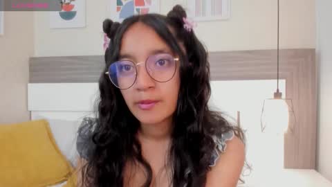 Snapshot of emilyblussh chatting on February 2026 07:01:02 PM Emily Bluush online show from February 2026 07:01:02 PM