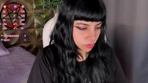  Emily  online show from October 2025 02:52:02 PM