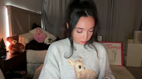 Snapshot of emilyfawn chatting on May 2026 03:13:02 AM emilyfawn online show from May 2026 03:13:02 AM