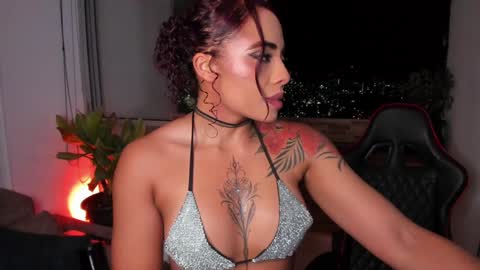 Snapshot of emilyfitness8 chatting on February 2025 04:03:01 AM emily online show from February 2025 04:03:01 AM
