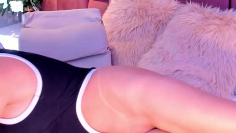 Emily Flame online show from March 2026 04:36:01 PM