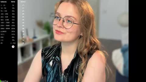 Emily  online show from October 2025 12:23:01 PM