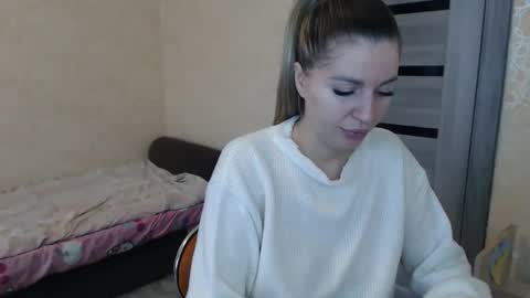 emilyfork online show from November 2025 11:43:01 AM