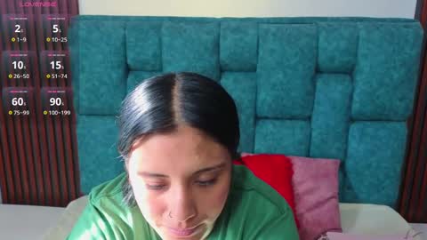 Emily online show from October 2025 08:22:01 PM