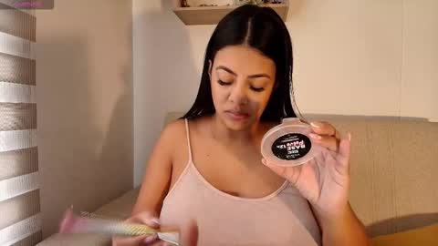 Emily online show from September 2025 12:28:01 PM