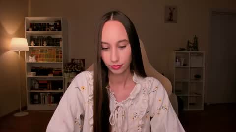 Alina online show from June 2026 07:55:02 PM