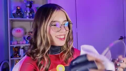 Snapshot of emilykarterr chatting on October 2025 05:22:02 PM VALEEEN online show from October 2025 05:22:02 PM