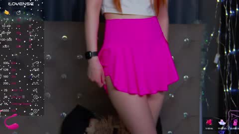 Snapshot of emilykents chatting on January 2025 04:29:01 AM EmilyKents online show from January 2025 04:29:01 AM