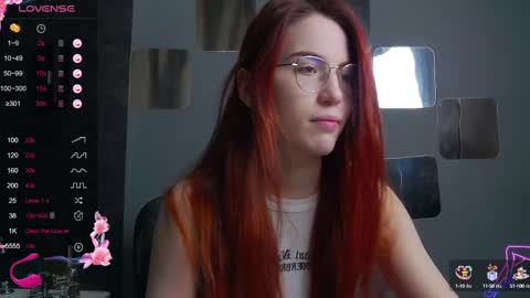 Snapshot of emilykents chatting on March 2025 01:34:02 AM EmilyKents online show from March 2025 01:34:02 AM