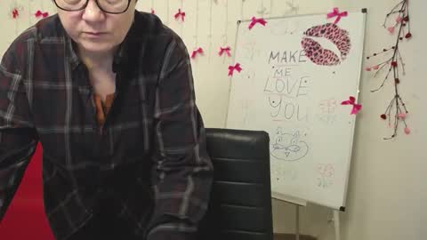 Emily online show from February 2026 07:13:02 PM