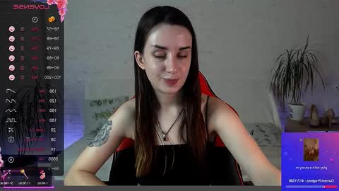 Emyli online show from November 2025 12:32:02 AM