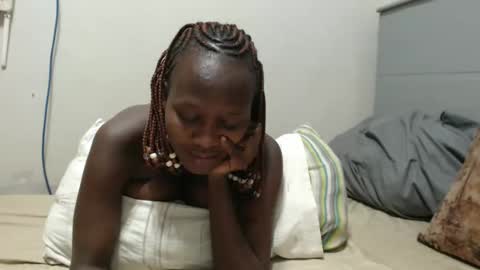 Emilly online show from March 2026 10:03:01 PM