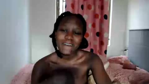 Snapshot of emilyposha chatting on July 2026 01:40:01 PM Emilly online show from July 2026 01:40:01 PM