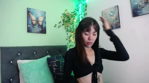 Emily online show from October 2025 02:37:01 PM