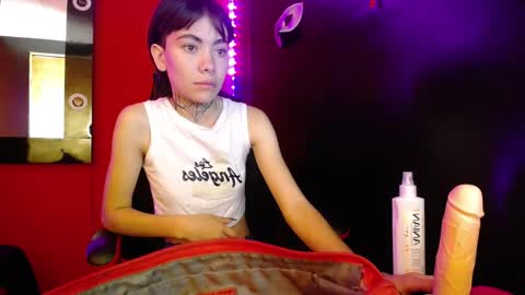 Emily online show from October 2025 02:38:02 PM
