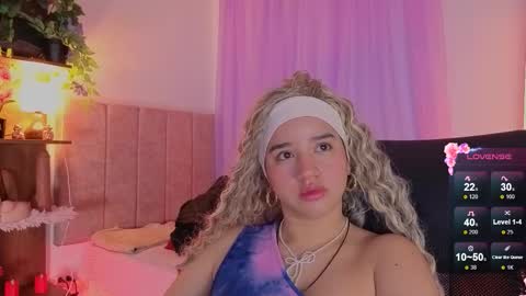 emilyrousex online show from November 2025 05:57:01 PM