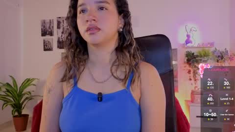 Snapshot of emilyrousex chatting on May 2026 03:31:01 PM emilyrousex online show from May 2026 03:31:01 PM