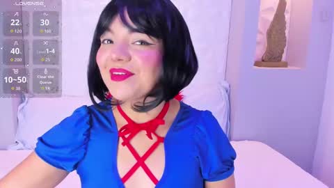 EMILY online show from October 2025 07:31:01 PM