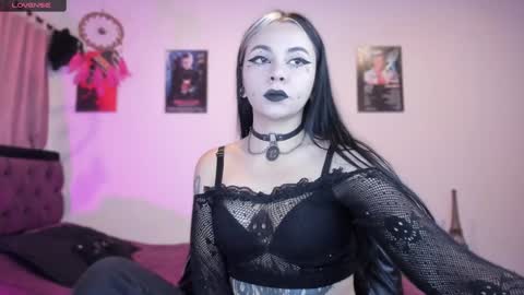  Emily Support me to have 100 likes plx online show from January 2025 10:10:01 PM