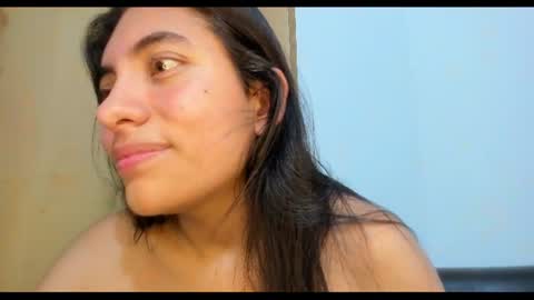 Snapshot of emilysex_118 chatting on June 2026 05:15:02 PM Emily online show from June 2026 05:15:02 PM