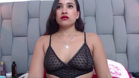 Snapshot of emilysweet2 chatting on October 2025 05:01:01 PM emilysweet online show from October 2025 05:01:01 PM