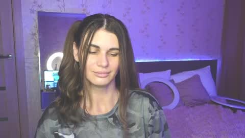 Emily online show from December 2024 05:40:02 AM