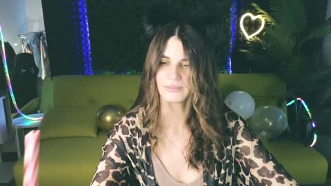 Emily online show from January 2025 04:49:02 AM