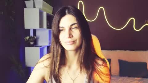 Emily online show from October 2025 01:58:02 AM