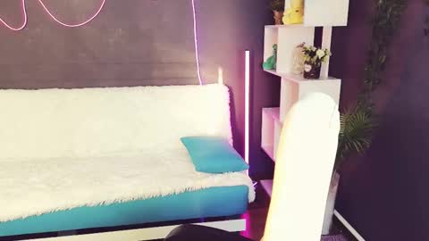 Emily online show from October 2025 01:49:02 AM