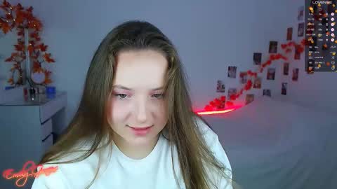 Emily online show from September 2025 07:06:02 PM