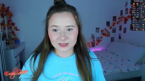 Emily online show from October 2025 08:30:02 PM