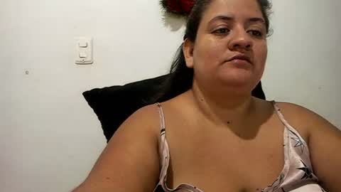 Jhoanna  online show from June 2026 03:53:01 AM