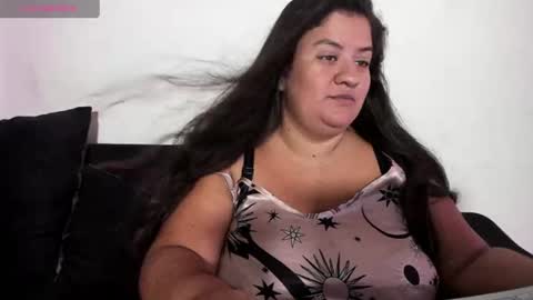 Jhoanna  online show from June 2026 09:49:01 PM