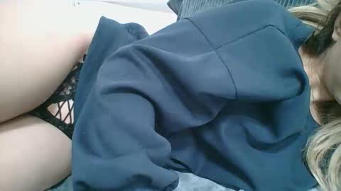 emma_991 online show from December 2025 11:15:01 AM