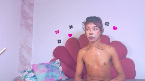 Snapshot of emma__10 chatting on October 2025 04:08:02 PM Emma online show from October 2025 04:08:02 PM