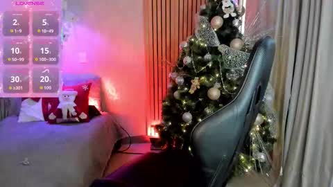   online show from December 2025 09:00:02 PM