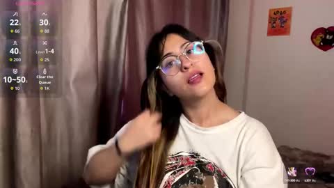 Emma Is here online show from September 2025 01:37:02 PM