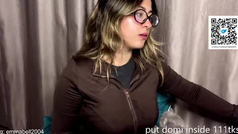 Snapshot of emma__bell_ chatting on March 2026 01:32:02 AM Emma Is here online show from March 2026 01:32:02 AM