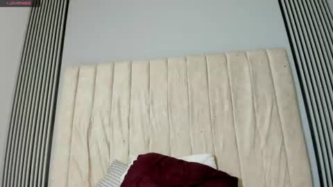emma_and_aysha online show from August 2026 08:12:02 PM