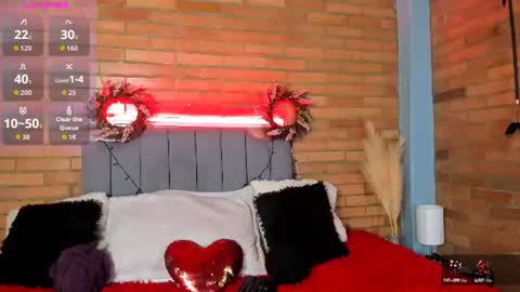 Hey Im EmmaHelp me reach 100 likes online show from June 2026 07:04:01 PM
