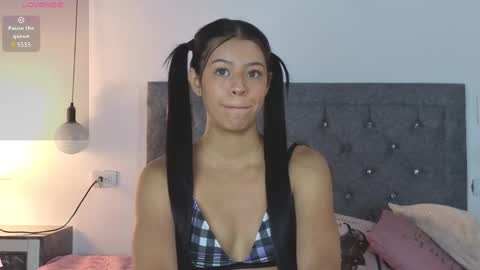 Emma online show from September 2025 04:03:01 AM