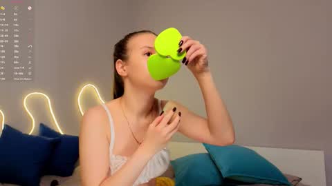 Emma online show from March 2026 02:17:02 AM