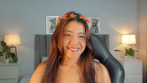 Emma online show from November 2025 12:07:01 PM